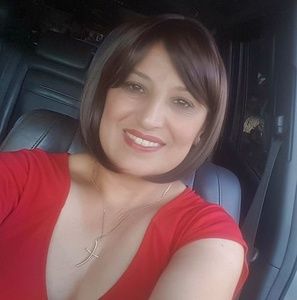 Meet your Posher, Samira